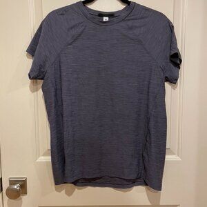 Athleta Ultimate Train Textured Tee Short Sleeve